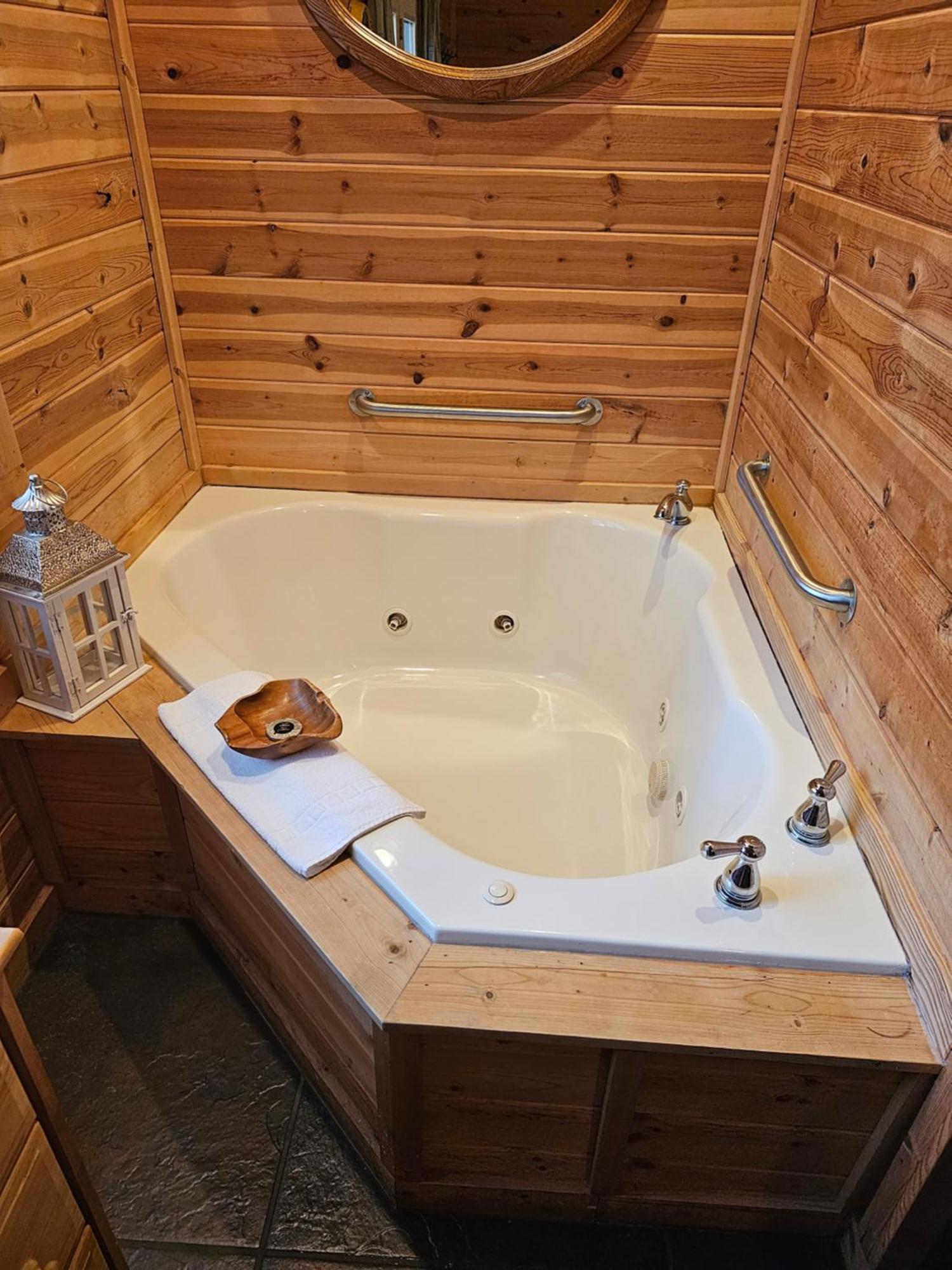 5 Min To Beaver Lake-King Bed-Fire Pit-Jetted Tub #4 Юрика-Спрінгс Екстер'єр фото